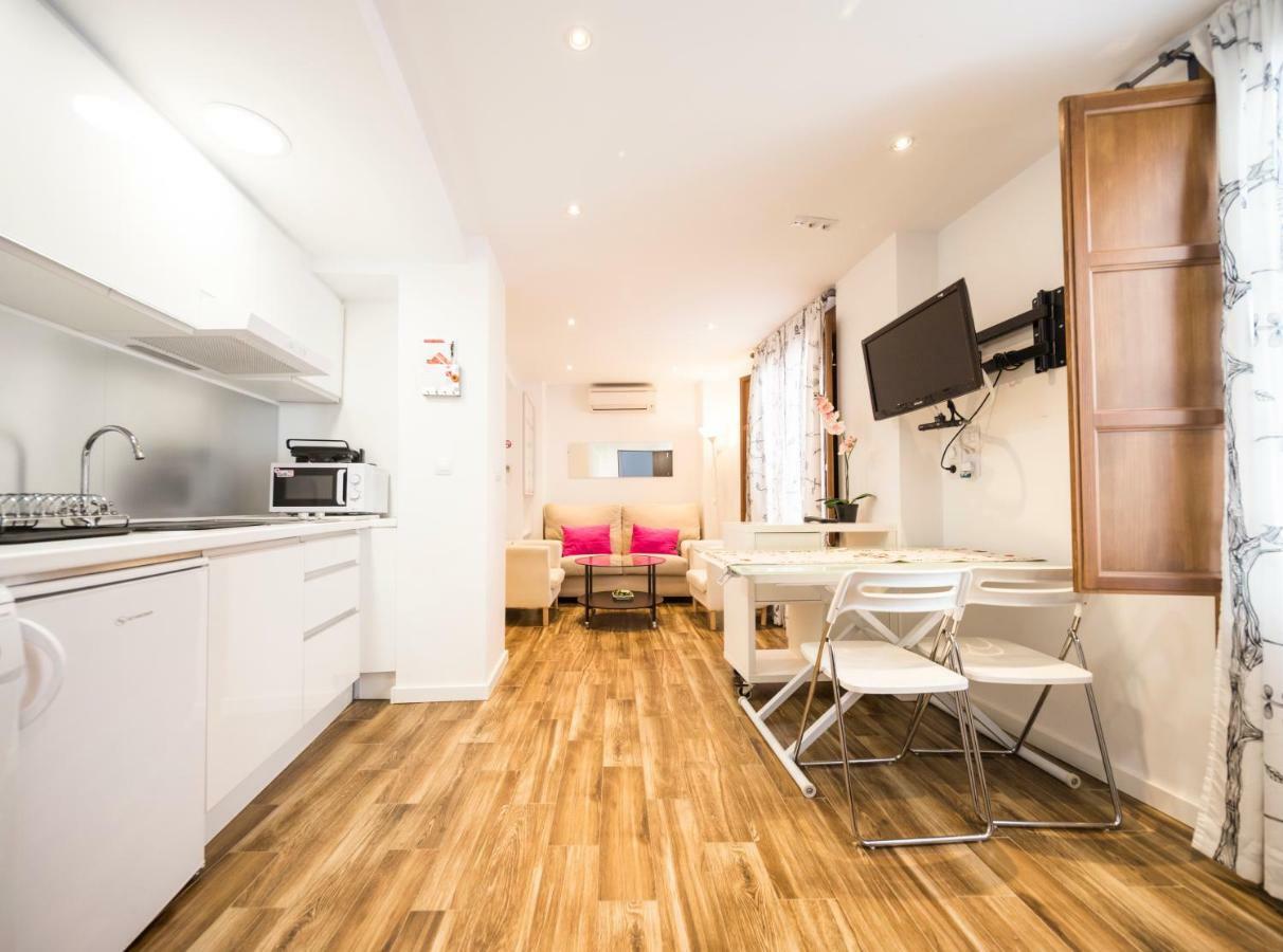 Livings En Elvira Centro Apartment กรานาดา ภายนอก รูปภาพ