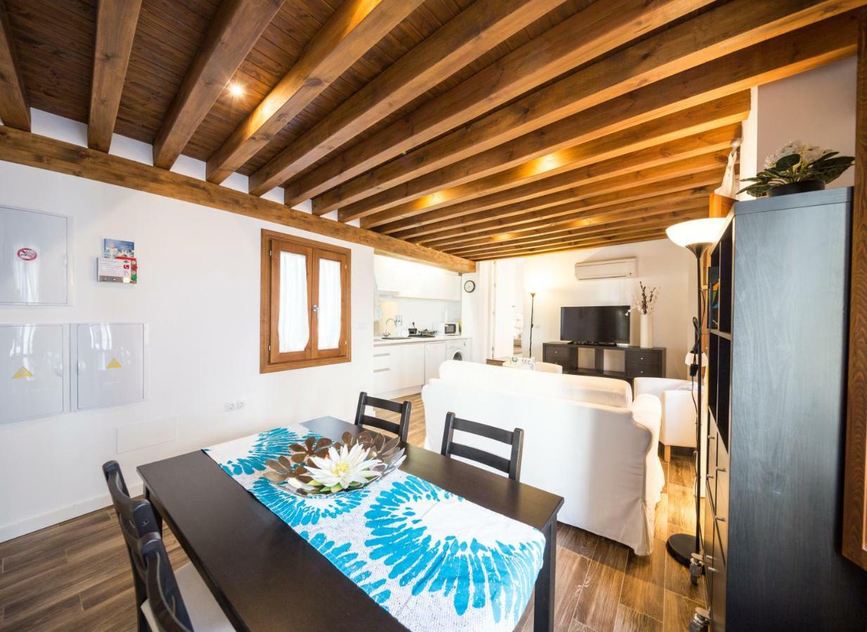 Livings En Elvira Centro Apartment กรานาดา ภายนอก รูปภาพ